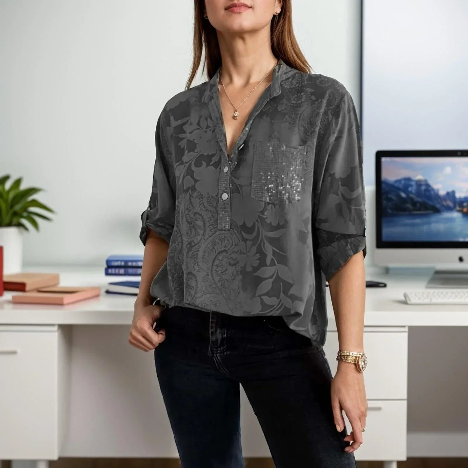 Camisa Liberté™ com Caimento Leve e Despojado / Sinta o Conforto de Estar Sempre Elegante e Livre de Preocupações!