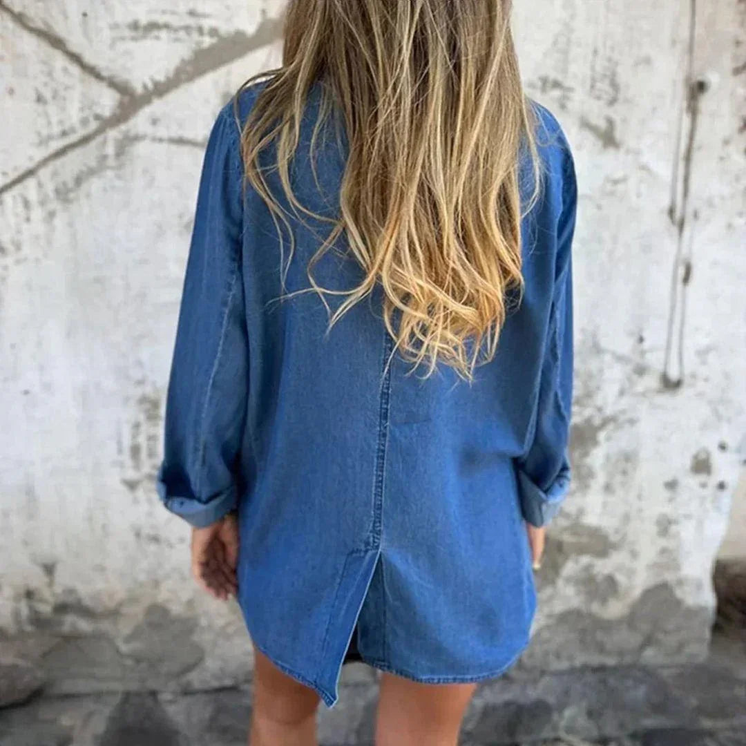 Camisa Estilo Blazer Barcelona™ em Jeans Suave / Leveza e Estilo Atemporal para o Seu Verão!