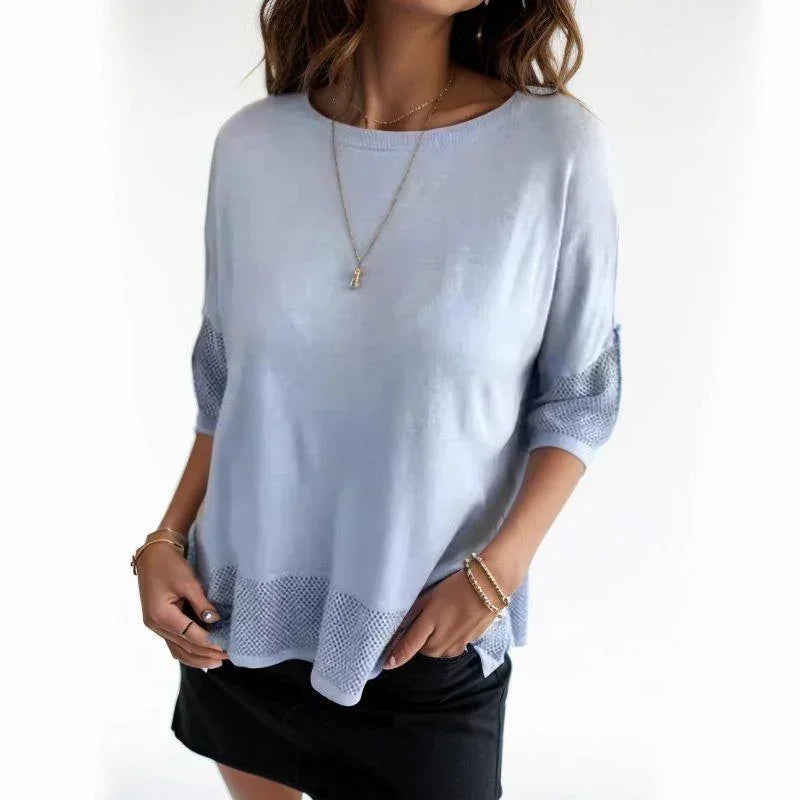 Blusinha Nathaly™ em Viscose Macia com Detalhes em Renda / Elegância e Conforto para o Seu Dia a Dia!