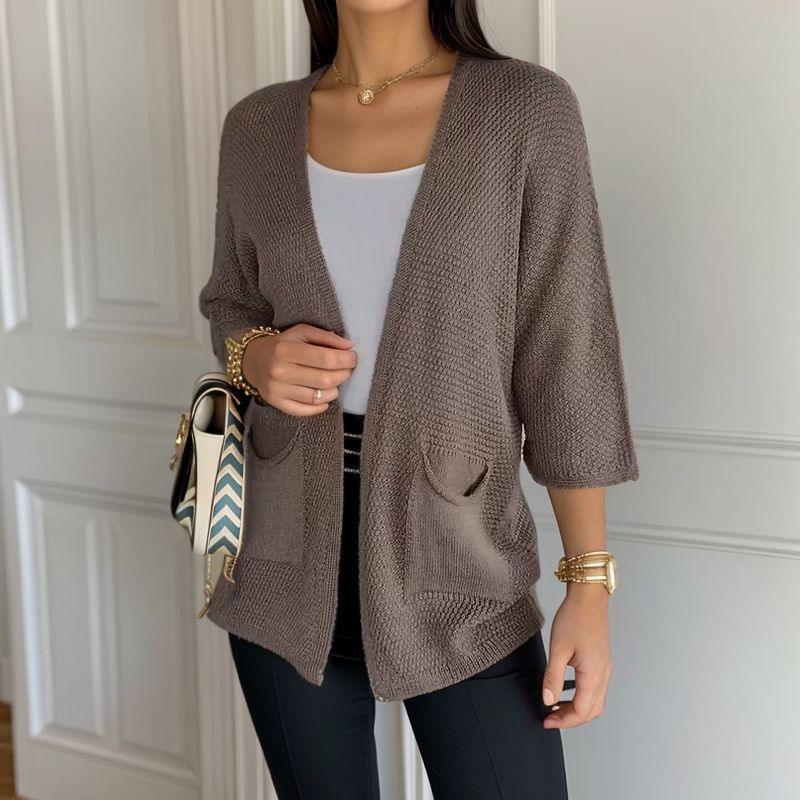 Cardigan Brisa Mediterrânea™ em Crochê Artesanal / Cada Peça, Uma Obra-Prima Única de Elegância Para o Seu Verāo!