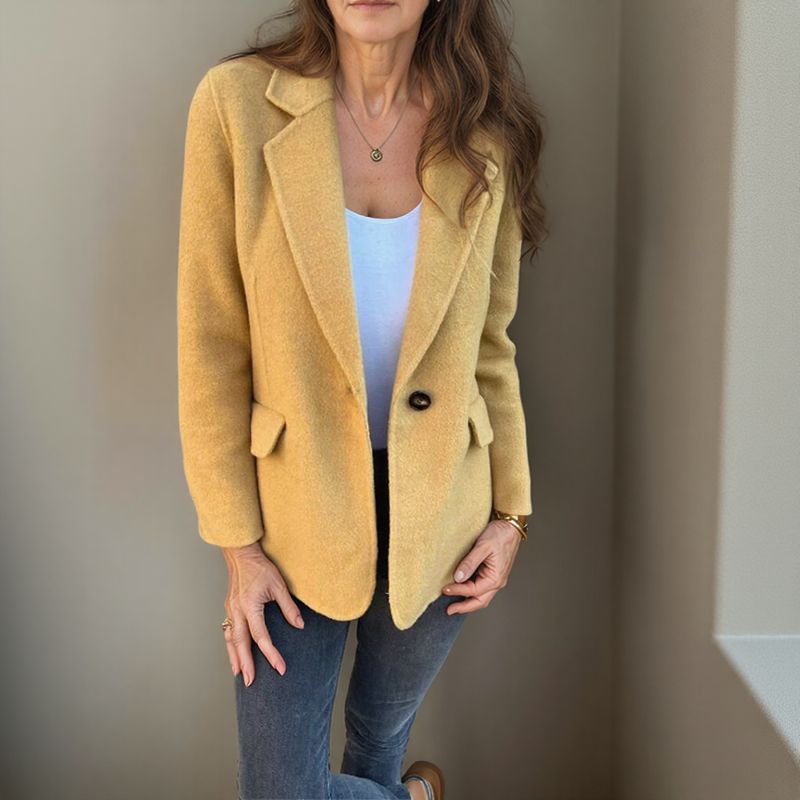 Blazer Madeleine™ em Tecido Premium com Corte Elegante / Sofisticação Atemporal para Mulheres que se Destacam!