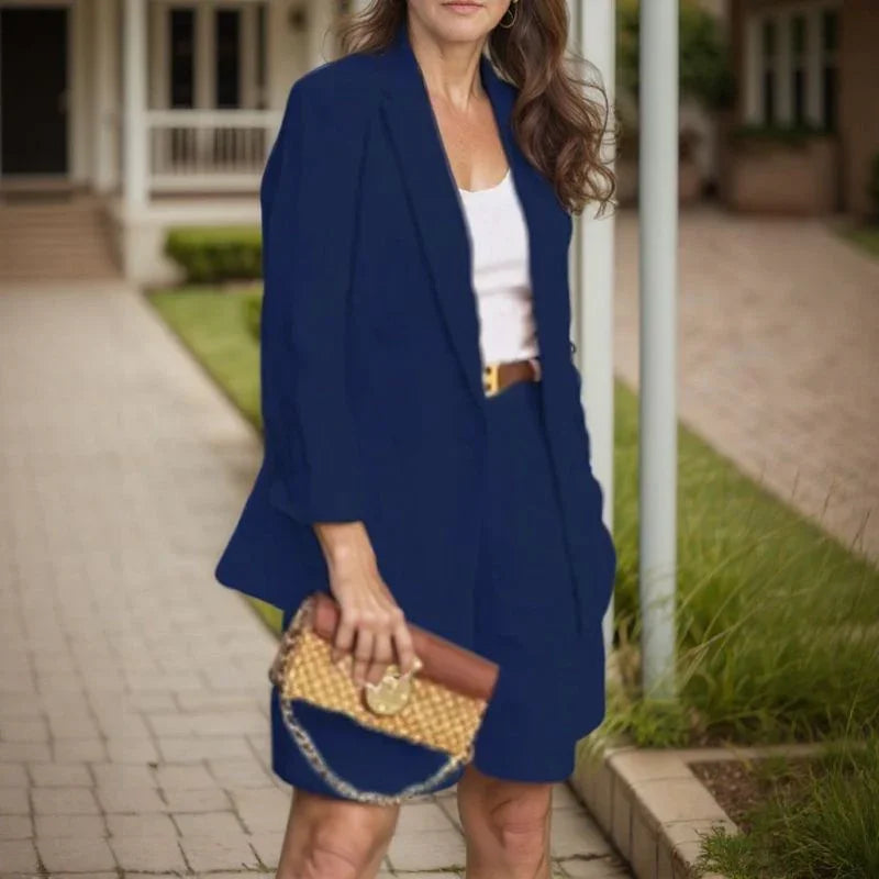 Conjunto Sra. Beatrice™ em Alfaiataria com Blazer Alongado e Shorts / Para a Mulher que Inspira Elegância, Respeito e Autenticidade!