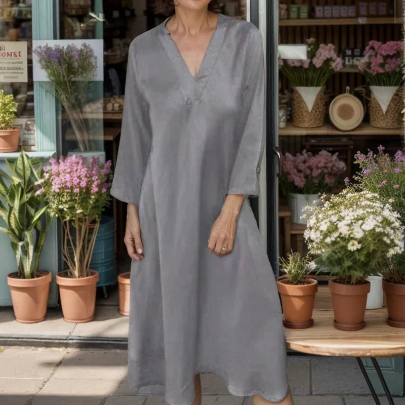 Vestido Dominique™ em Viscose Acetinada com Gola V Estruturada / Sofisticação Minimalista com Toques de Elegância Atemporal!