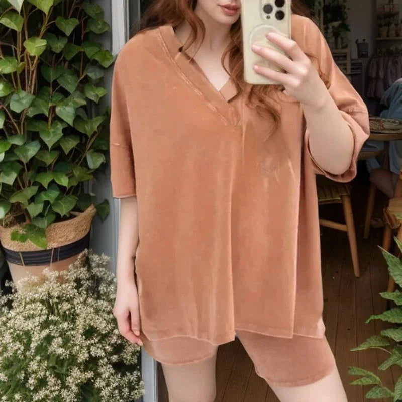 Conjunto Descolada™ com Visual Lavado e Silhueta Urbana / O Look que Vai da Academia ao Café com as Amigas!