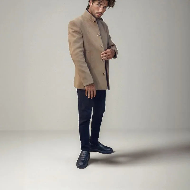 Casaco Vittorio Saville™ com Gola Alta e Estrutura de Alfaiataria / Imponência e Estilo Refinado em Todos os Detalhes!