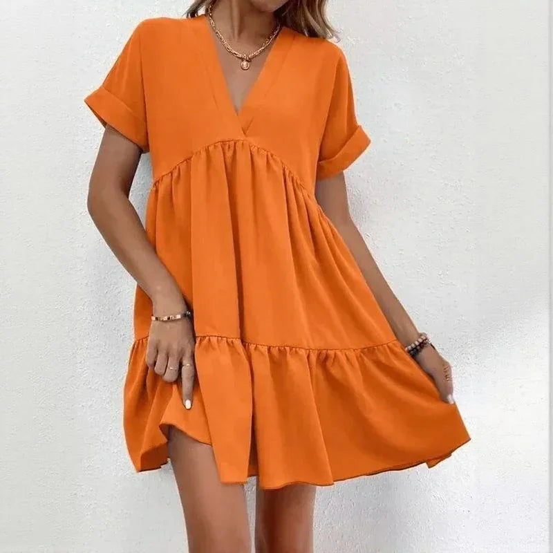 Vestido Viviê™ em Viscose Leve com Babado Amplo e Gola V / Delicadeza Atemporal com Caimento Livre e Sofisticado!
