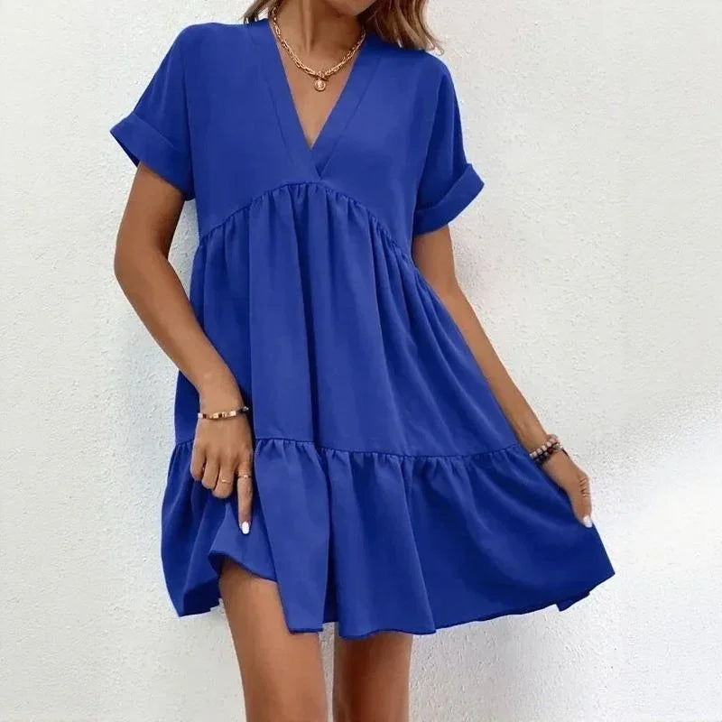 Vestido Viviê™ em Viscose Leve com Babado Amplo e Gola V / Delicadeza Atemporal com Caimento Livre e Sofisticado!