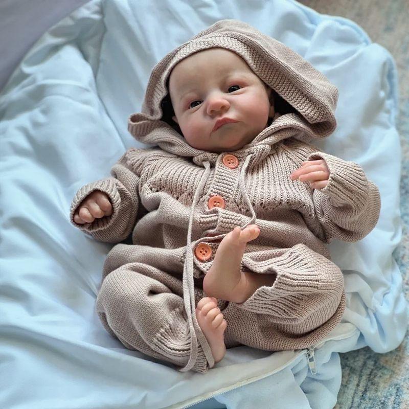 Boneca Reborn Modern Lar™ com Roupa Feita à Mão / Realismo Surpreendente e Acabamento Rico em Cada Detalhe!