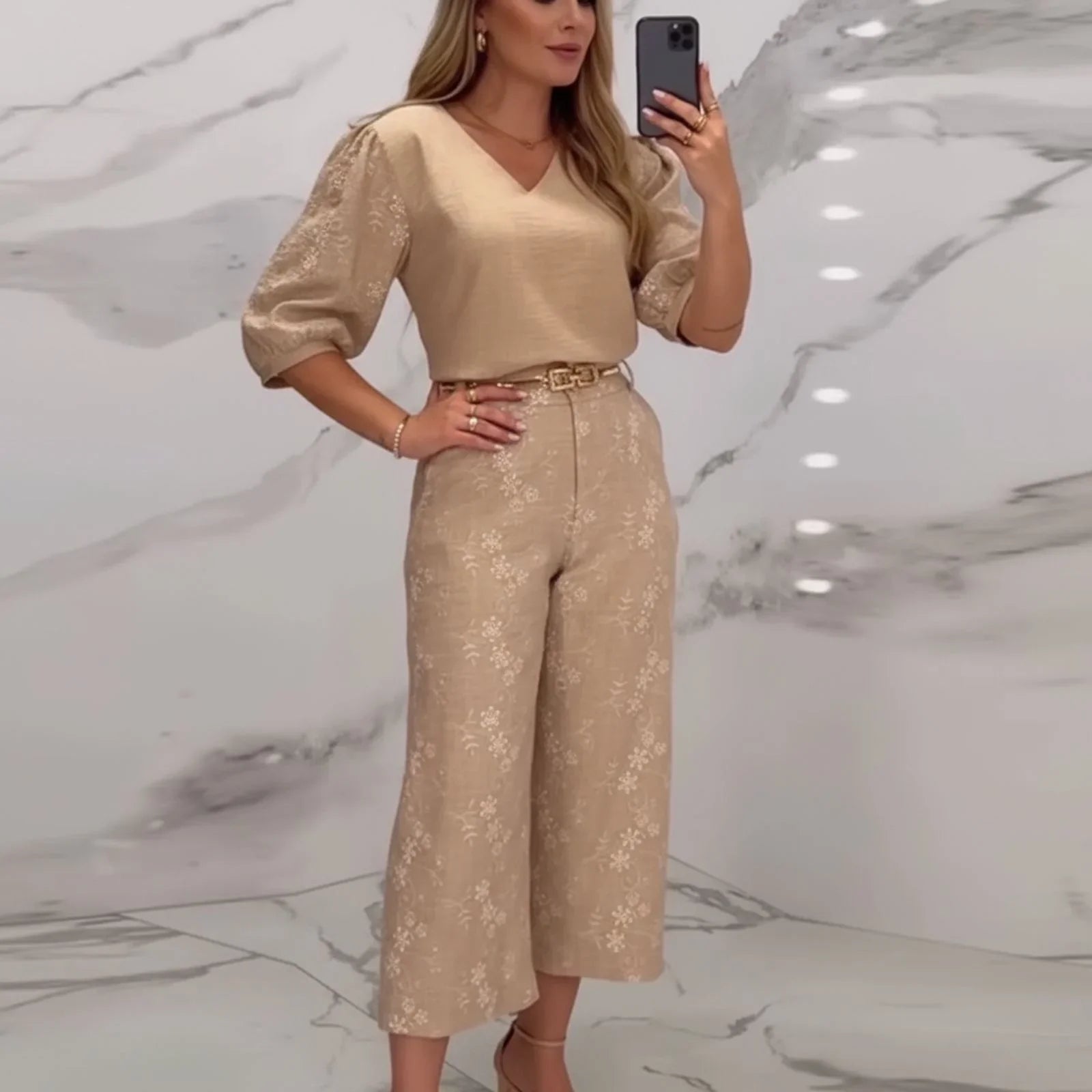 Conjunto Gaia™ em Linho Misto Floral com Toque Artesanal / O Luxo do Simples Feito com Arte!