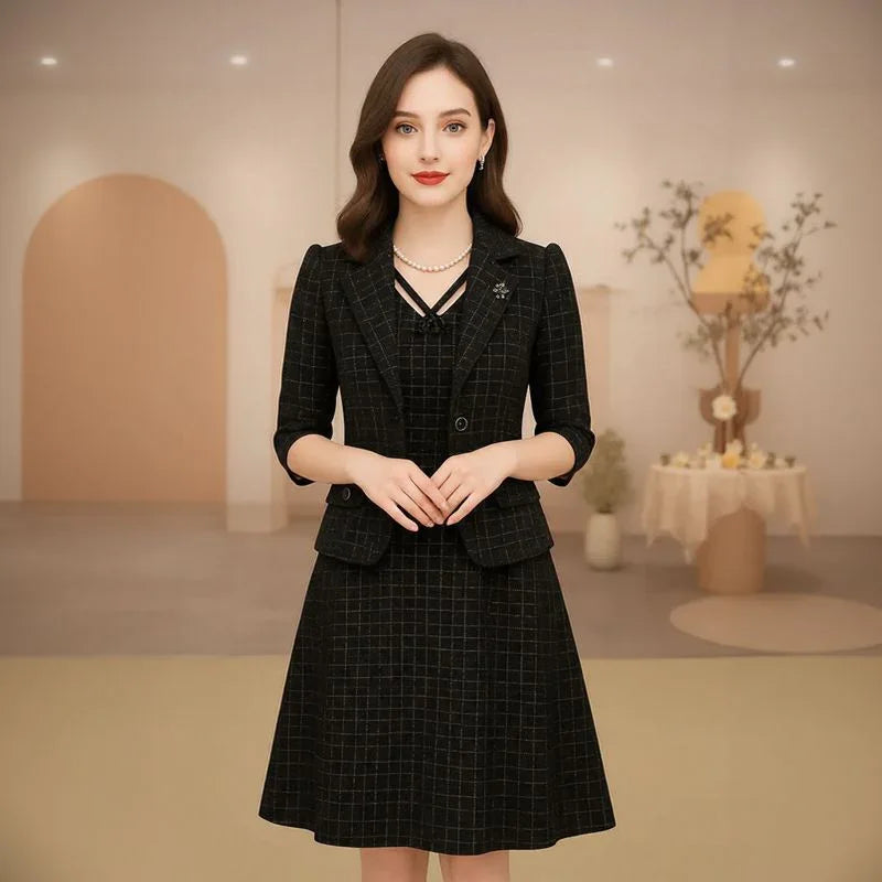 Conjunto La Vittoria™ com Blazer Estruturado e Vestido com Decote Ornamental / Presença, Estilo e Sofisticação Atemporal!