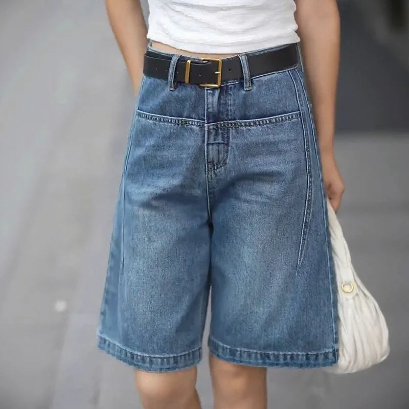 Shorts Jeans Monique™ Com Cinto Exclusivo de Brinde / Jeans Premium com Modelagem Ampla Que Alongaa e Não Marca!