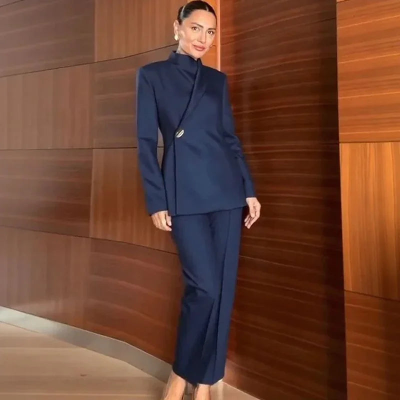 Conjunto Catherine™ com Blazer de Alfaiataria e Calça de Corte Reto que Não Marca / Um Look de Presença para Mulheres que Lideram!