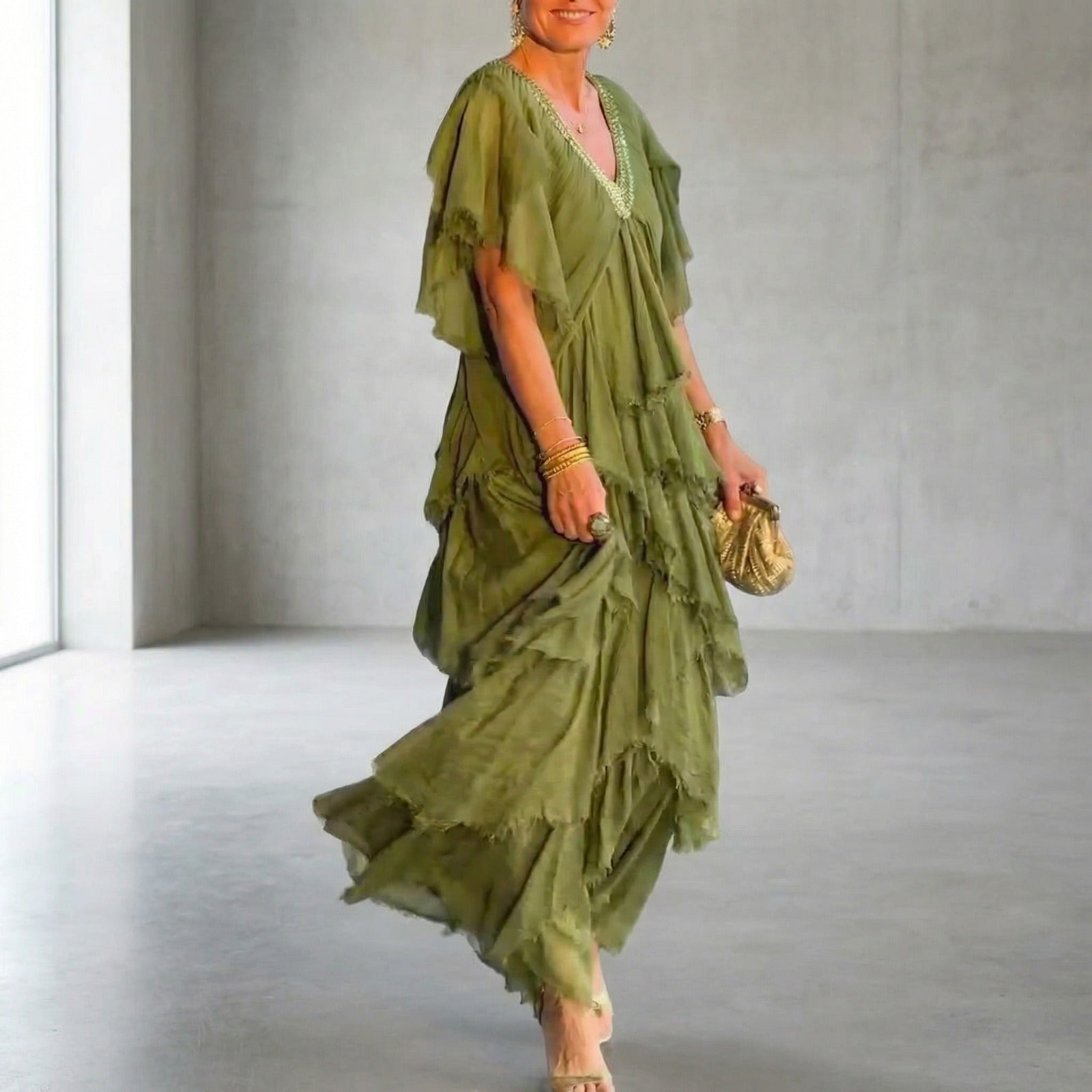 Vestido Fluído Chic Bella™ Em Camadas / A Combinação Perfeita de Conforto e Estilo para Todas as Estações!