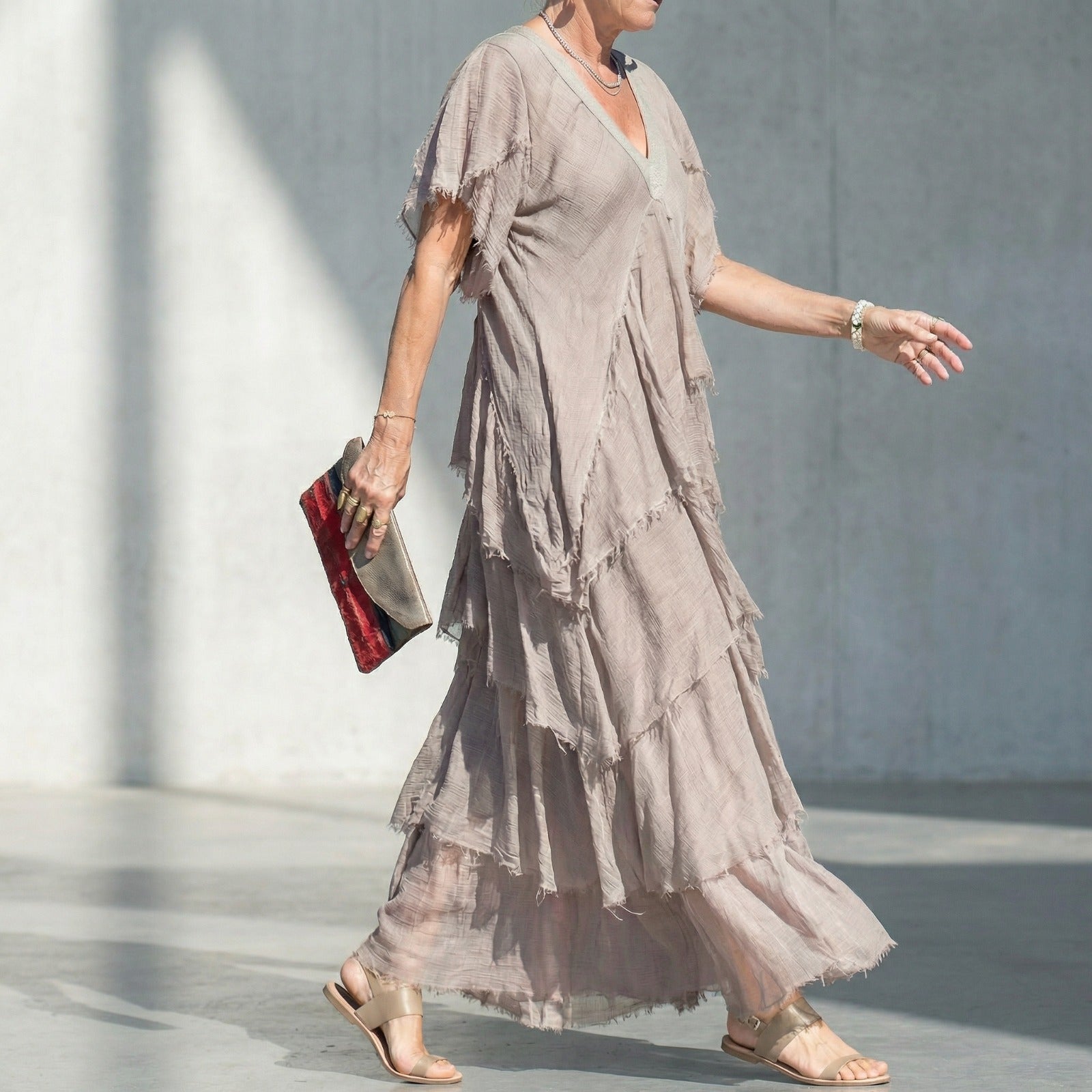 Vestido Fluído Chic Bella™ Em Camadas / A Combinação Perfeita de Conforto e Estilo para Todas as Estações!