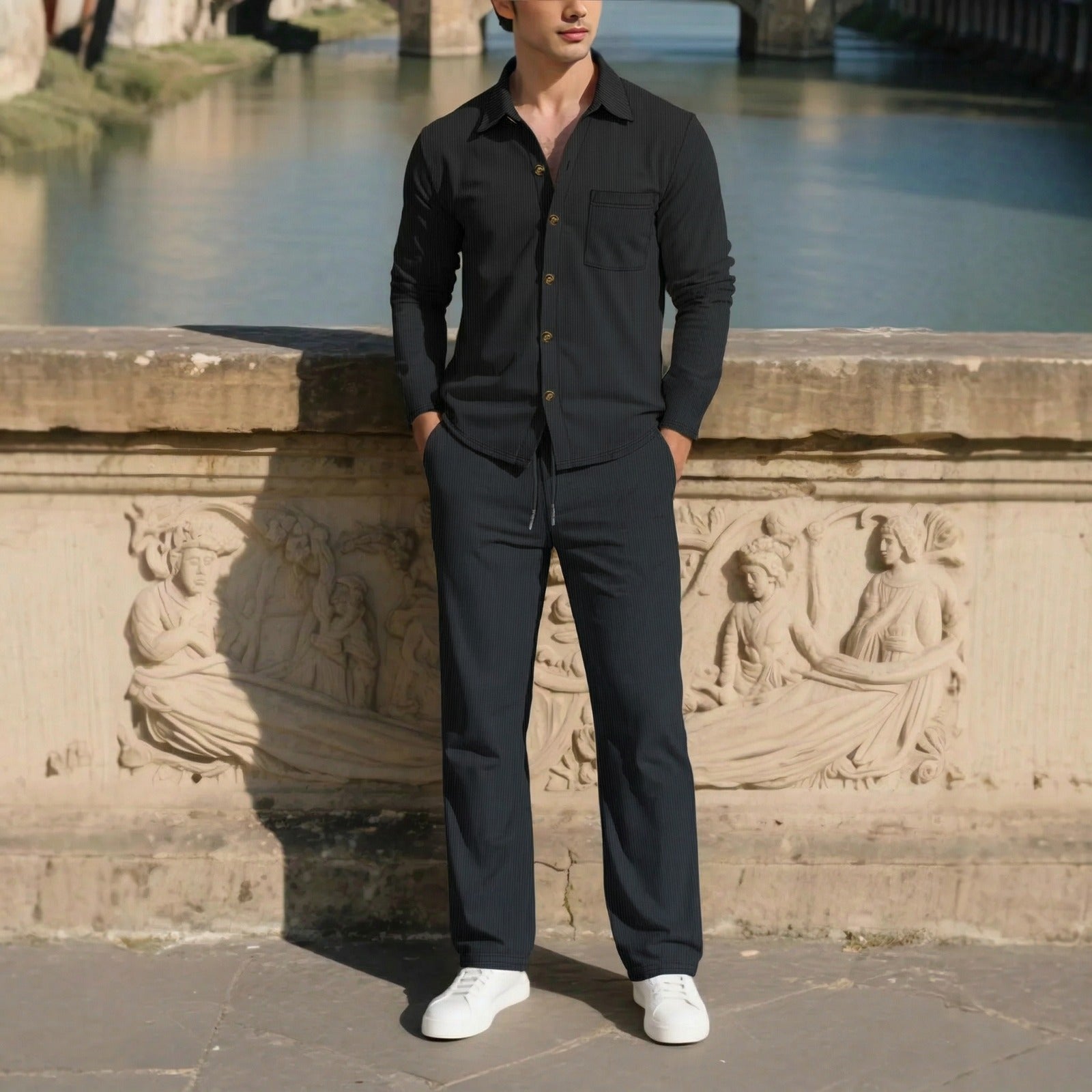 Conjunto Monte Carlo™ com Textura Leve e Calça com Cós Elástico Ajustável