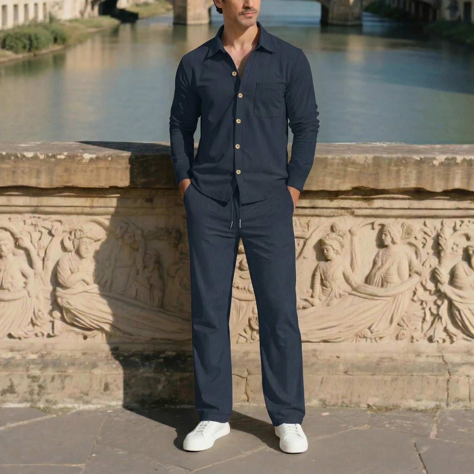 Conjunto Monte Carlo™ com Textura Leve e Calça com Cós Elástico Ajustável