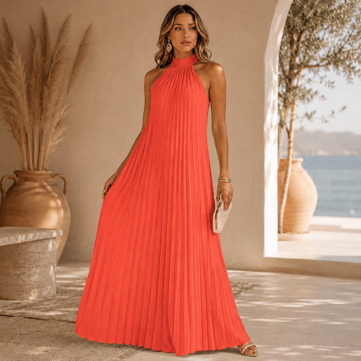 Vestido Longo Sicília™ com Plissado Elegante e Gola Alta Sem Mangas