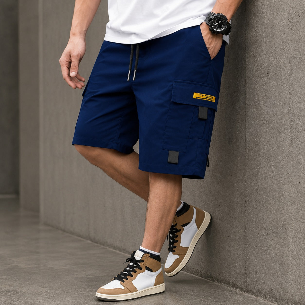 Bermuda Brenor™ com Bolsos com Aba e Cordão Ajustável / Praticidade Para Acompanhar A Rotina com Conforto.