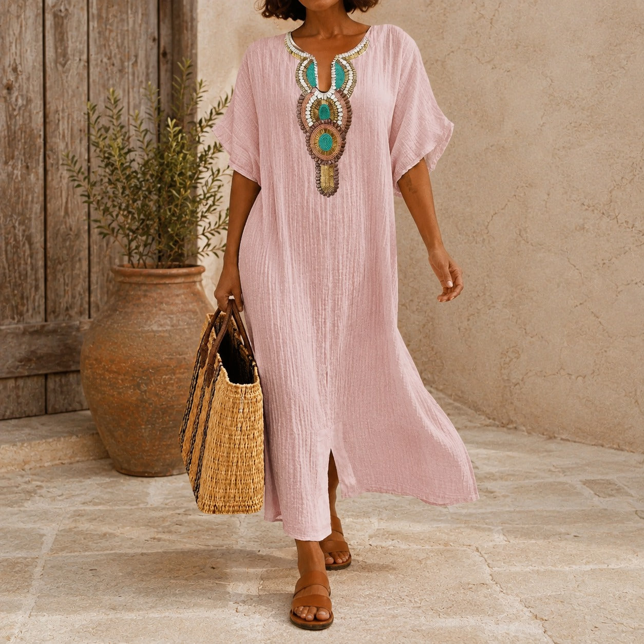 Vestido Almara™ com Design Mediterrâneo Vintage, Gola Estruturada e Abertura na Barra