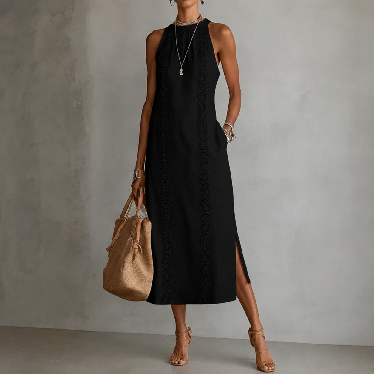 Vestido Coralia™ em Linho de Algodão, Saia Godê e Detalhes Ornamentais Verticais