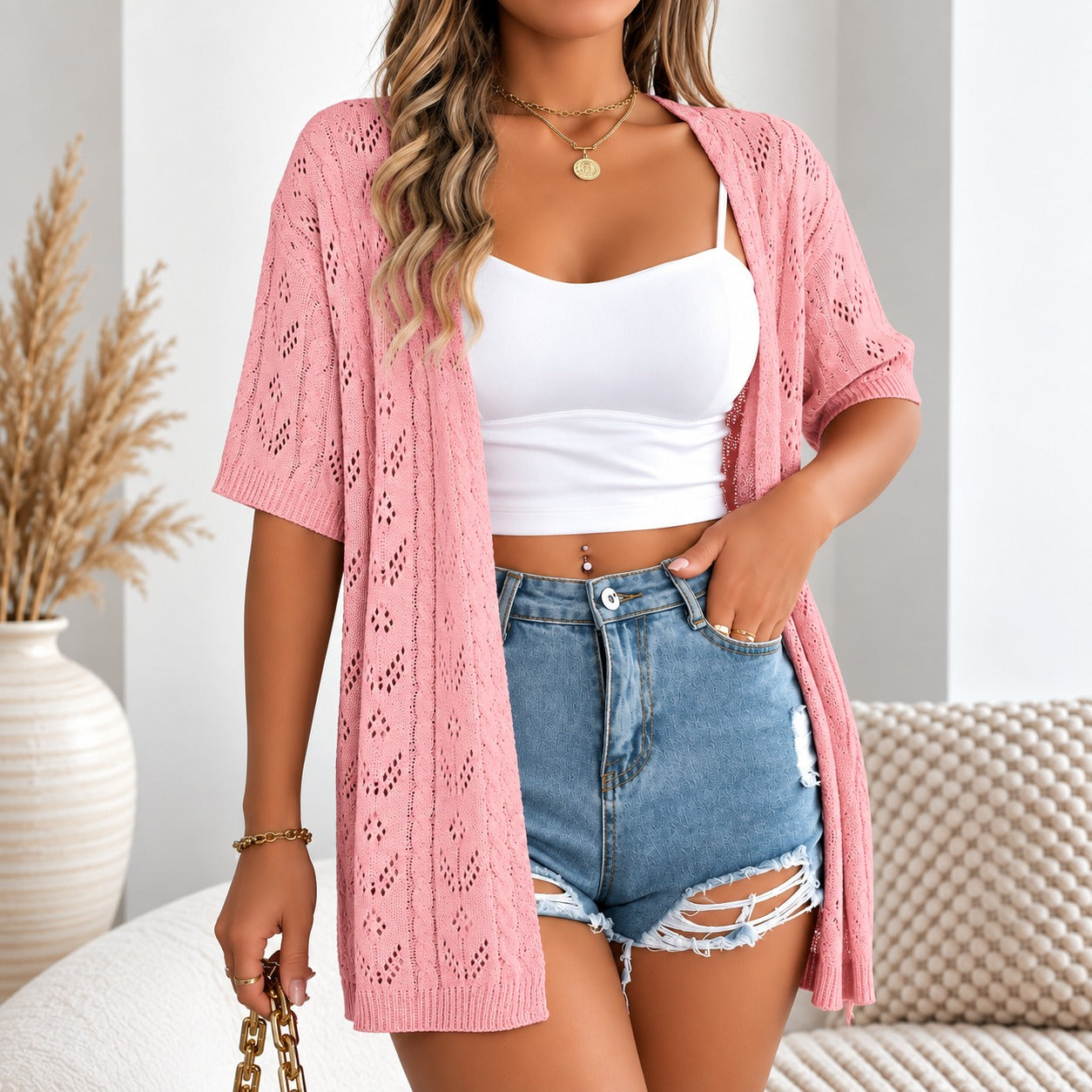 Cardigan Melina™ com Design Minimalista e Detalhes Vazados / O Complemento Perfeito Para Looks De Verão