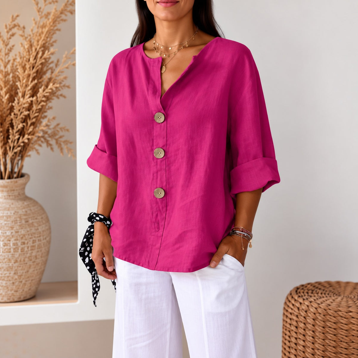 Blusa Avelora™ com Modelagem Solta, Botões Frontais e Caimento Leve