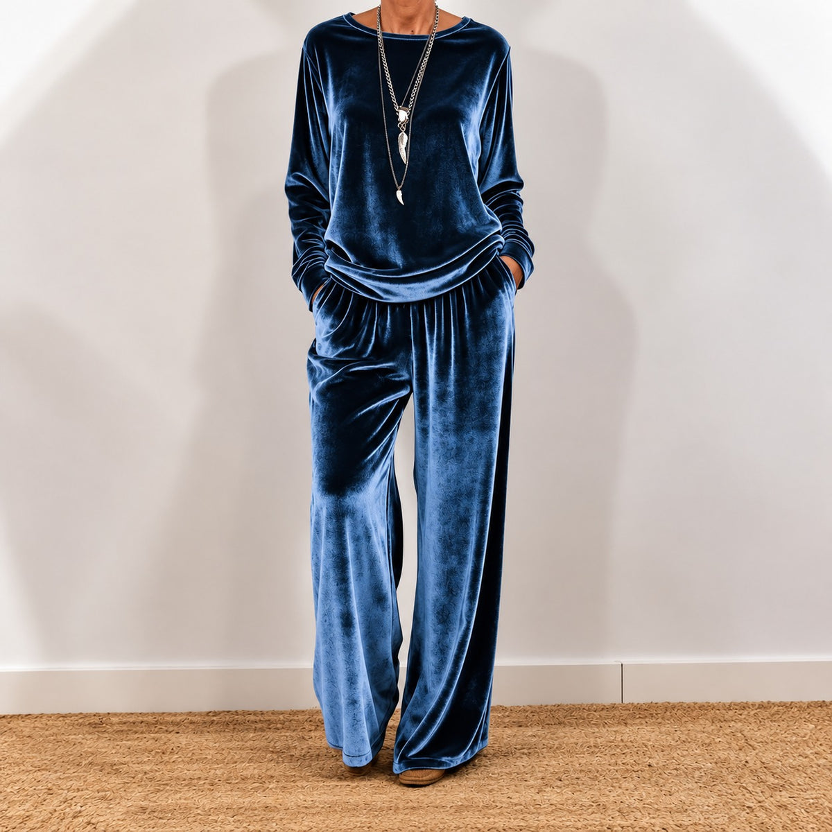 Conjunto Valencia™ em Veludo com Blusa de Manga Longa e Calça Pantalona / Uma Escolha Elegante para Ocasiões que Exigem Conforto