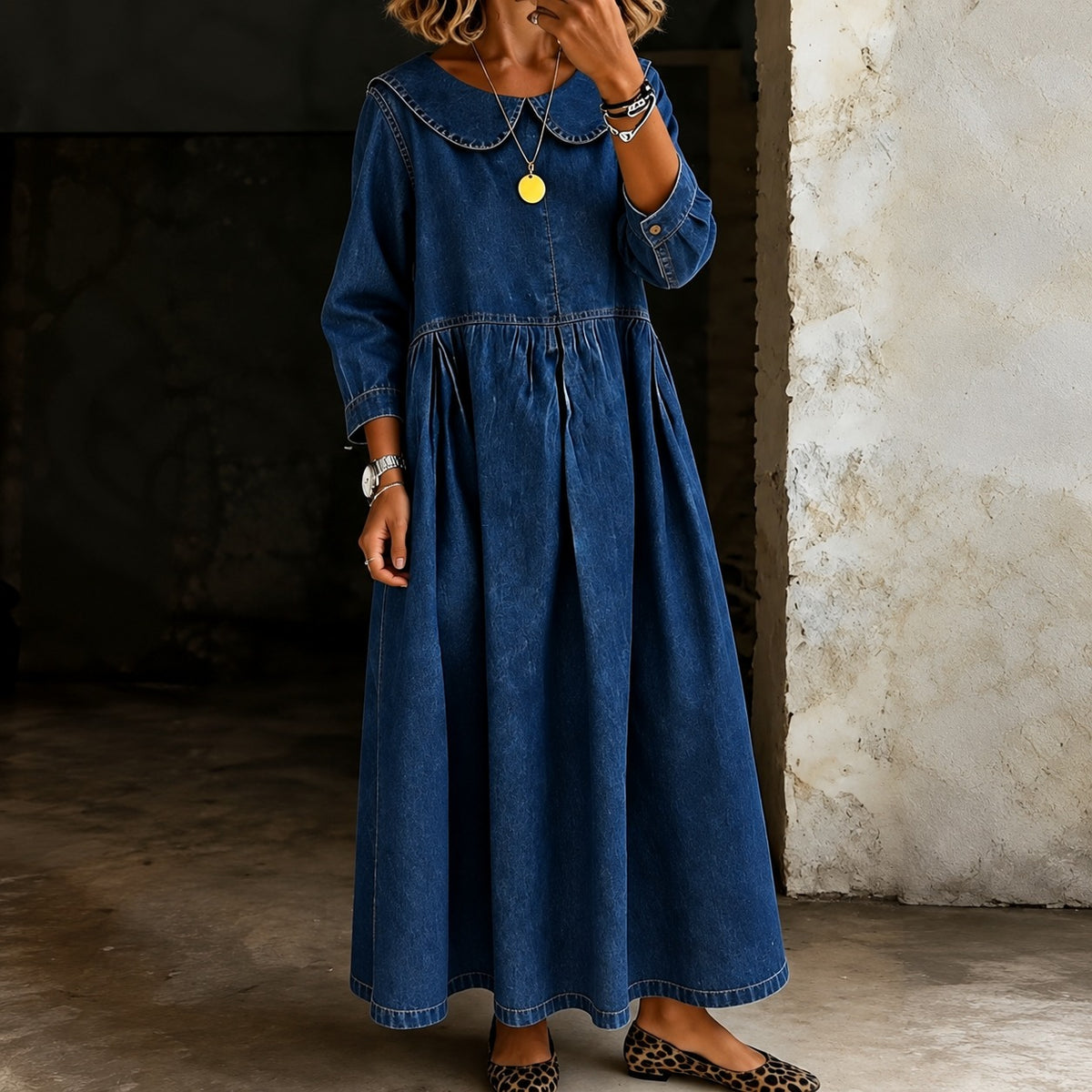 Vestido Marcella™ com Gola Peter Pan e Saia Ampla / Elegância Com Uma Modelagem Confortável