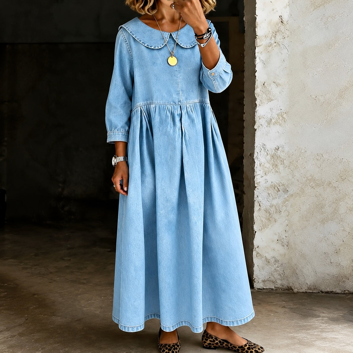 Vestido Marcella™ com Gola Peter Pan e Saia Ampla / Elegância Com Uma Modelagem Confortável