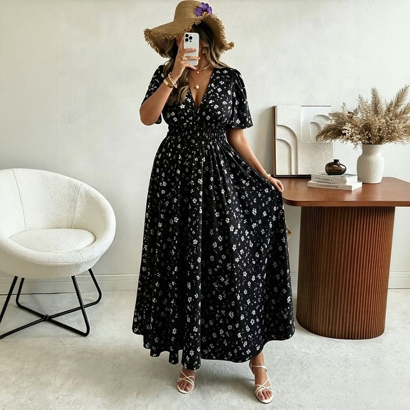 Vestido Loretina™ com Estampa Floral Charmosa, Cintura Marcada e Mangas Curtas Soltinhas / O Charme Romântico em Uma Silhueta Delicada e Feminina