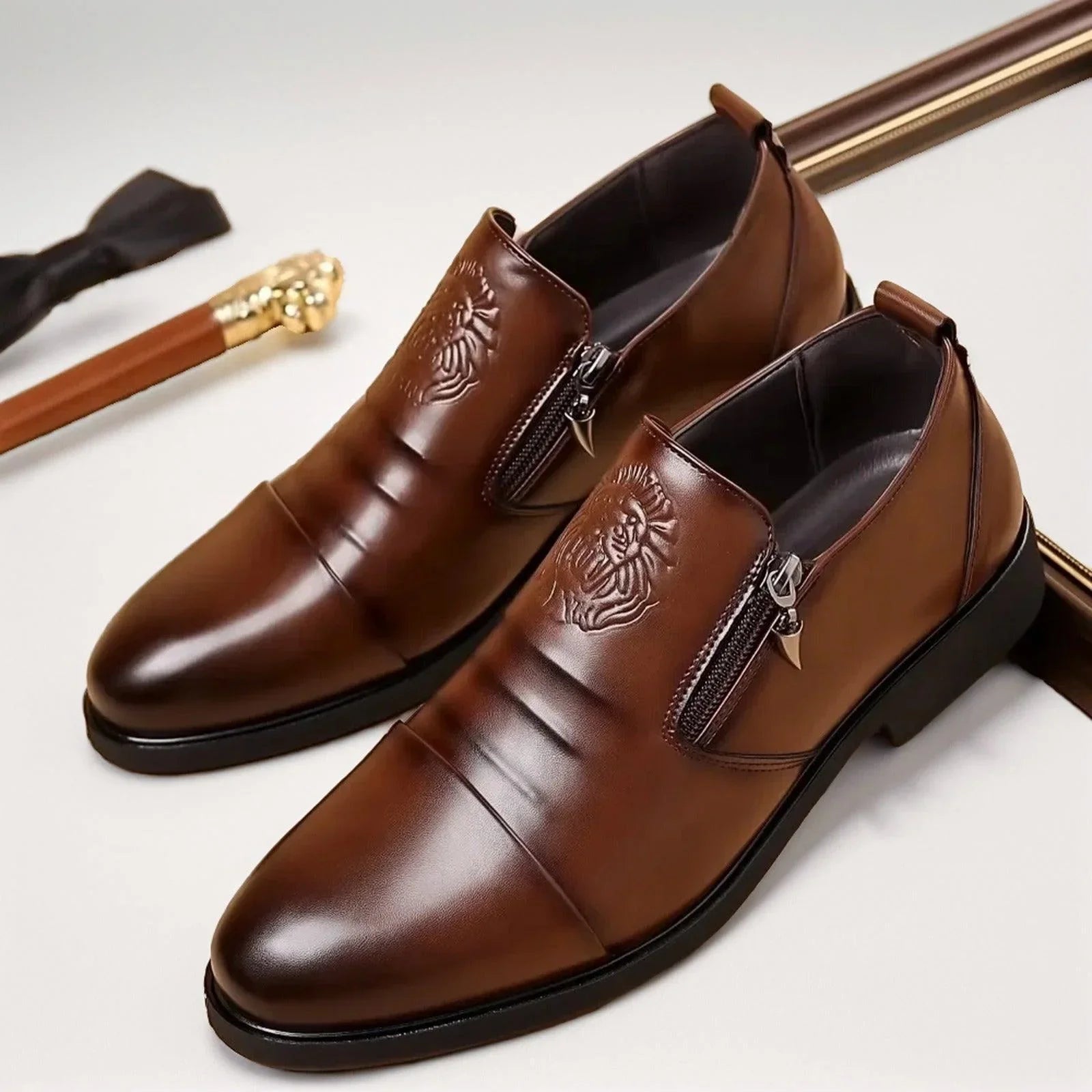 Botas Brave Lion™ Elegância Suprema/ O Poder e o Estilo dos Reis em Seus Pés!