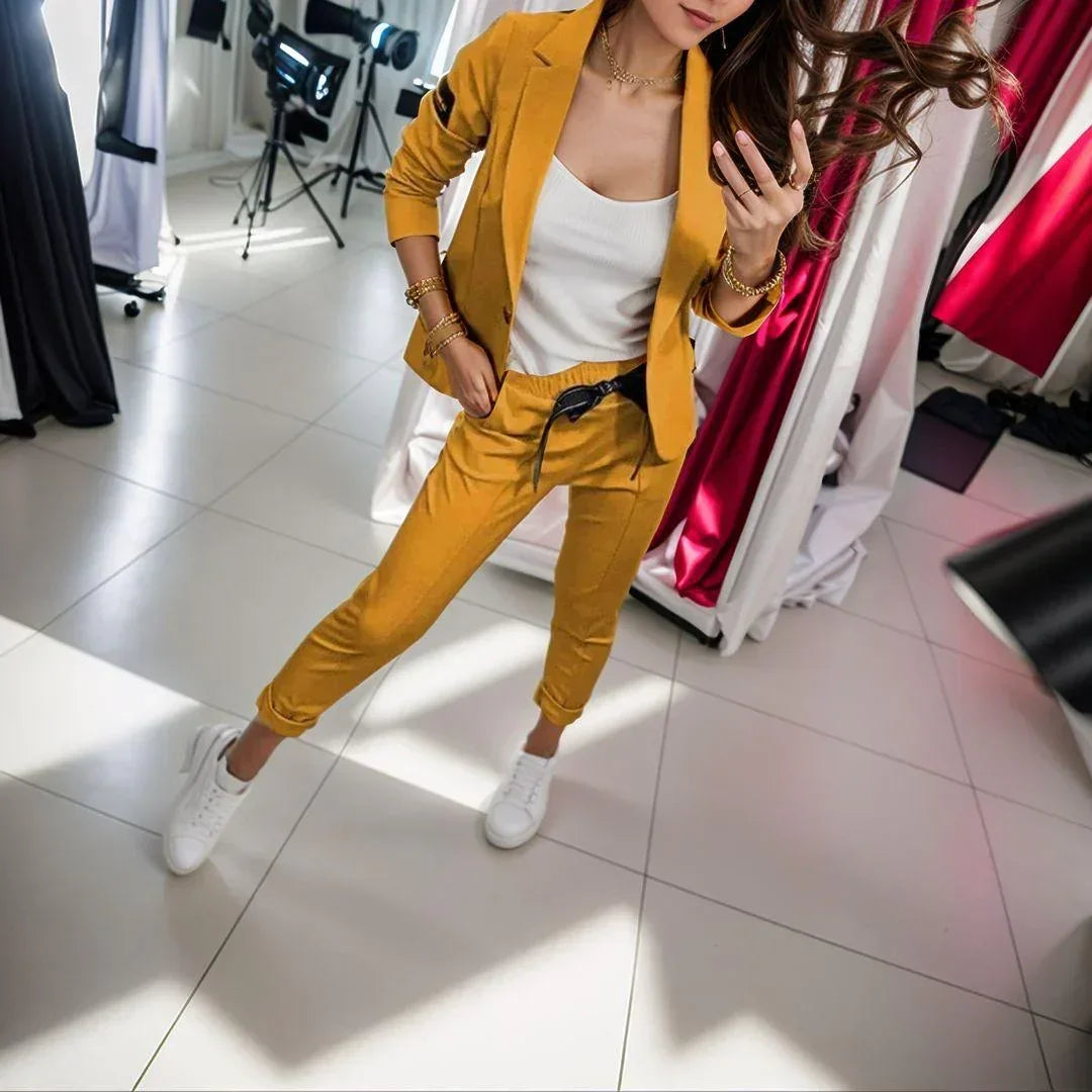 Terninho Grace™ em Algodão com Lapela Sofisticada / O Toque de Elegância e Conforto que Valoriza Seu Estilo em Qualquer Ocasião!