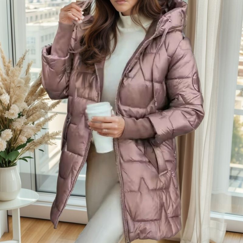Jaqueta LaBelle™ em Matelassê Térmico Premium com Capuz / Para Mulheres que Não Abrem Mão do Estilo!