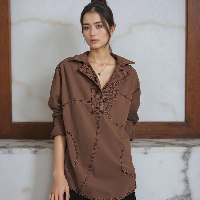 Blusa Jeans Riverland™ Oversized com Gola Aberta e Costuras Marcadas / Para Quem Valoriza Conforto e Autenticidade!