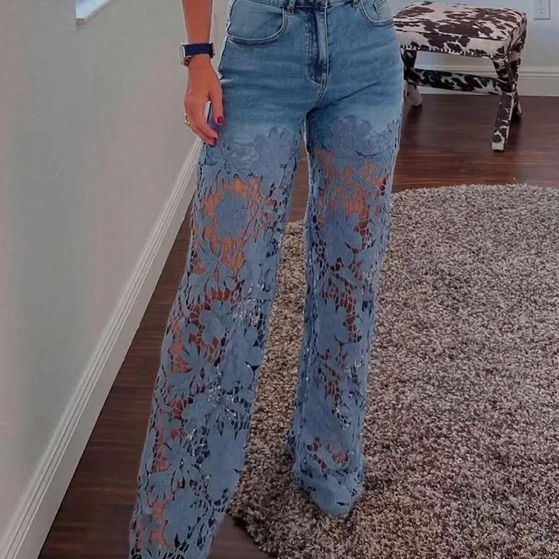 Calça Jeans Bethania™ em Denim Moderno com Renda Artesanal Floral / Estilo e Conforto Casual Chic para Looks Memoráveis!