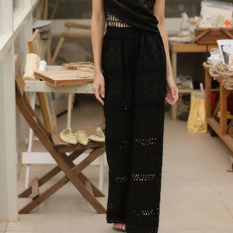 Calça Floralis™ em Renda Laise de Algodão / Elegância Fresca e Exclusiva em Cada Detalhe!