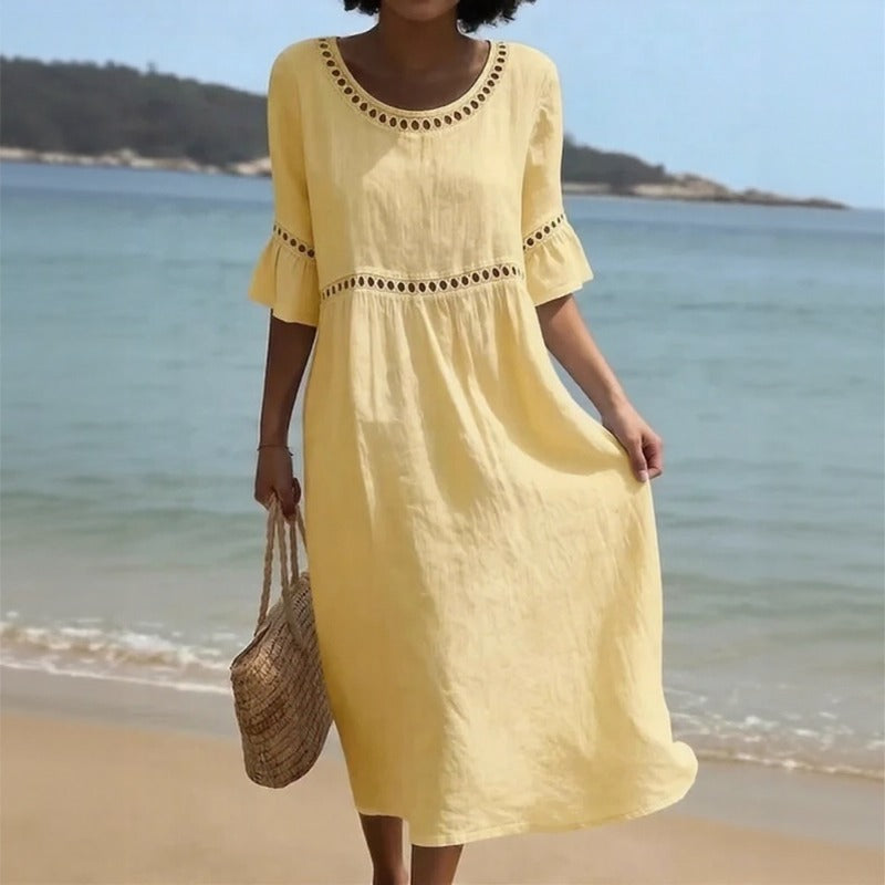 Vestido Mireza™ em Linho de Algodão com Detalhes Vazados e Mangas com Babado