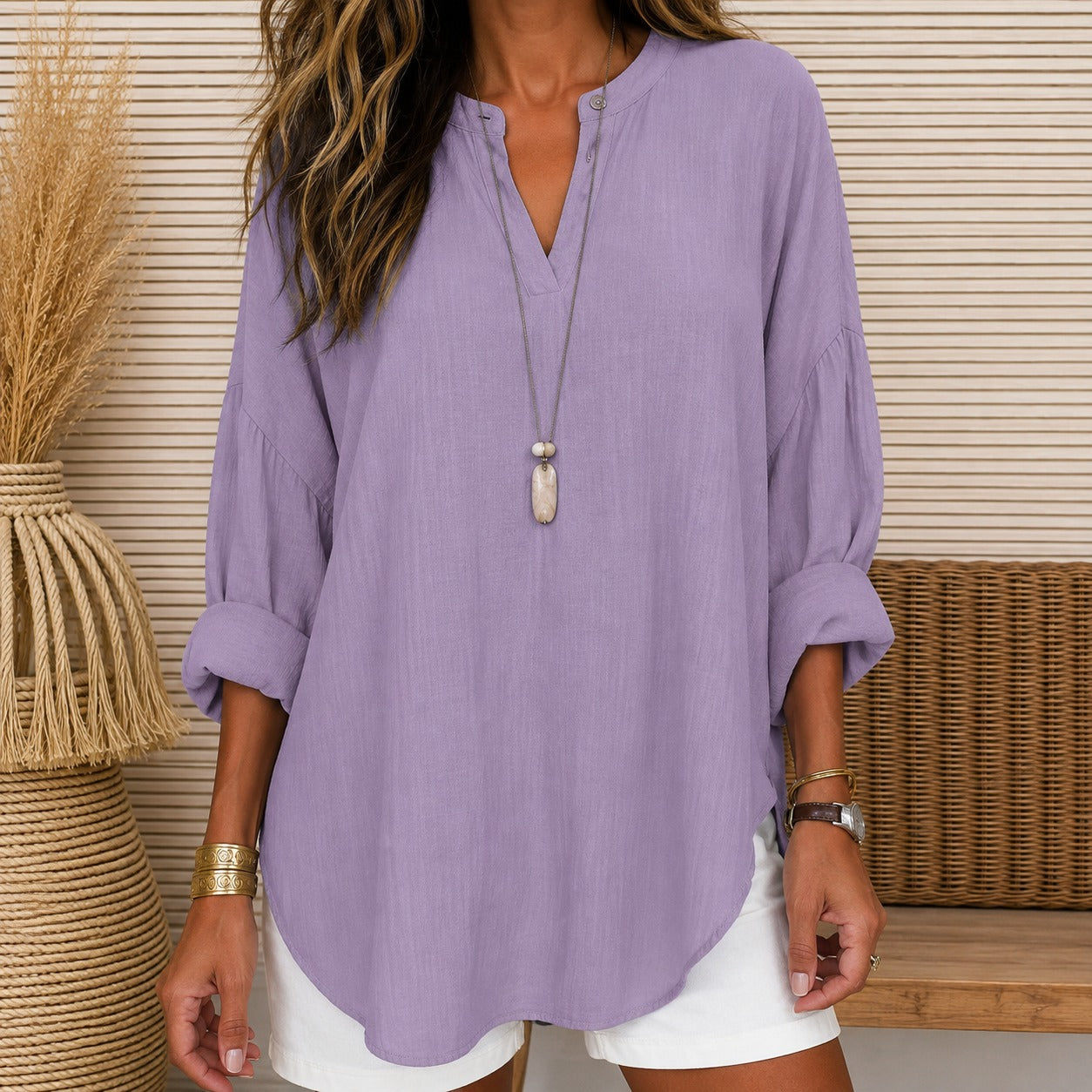 Blusa Aline™ em Linho de Algodão com Mangas Longas Dobráveis e Decote em V / Valoriza o Visual Com Naturalidade