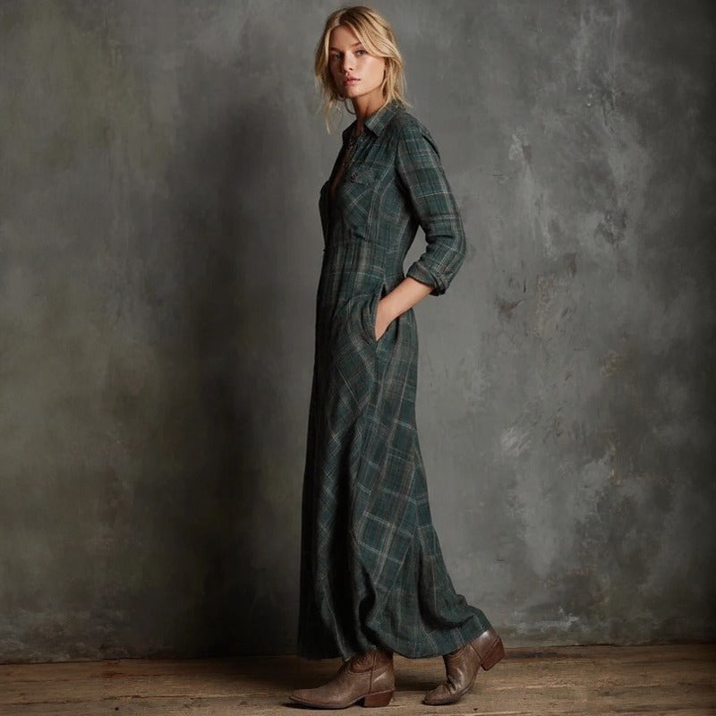 Vestido Manga Longa Valdine™ com Estampa Xadrez e Botões Frontais / Um Visual Marcante Sem Complicação