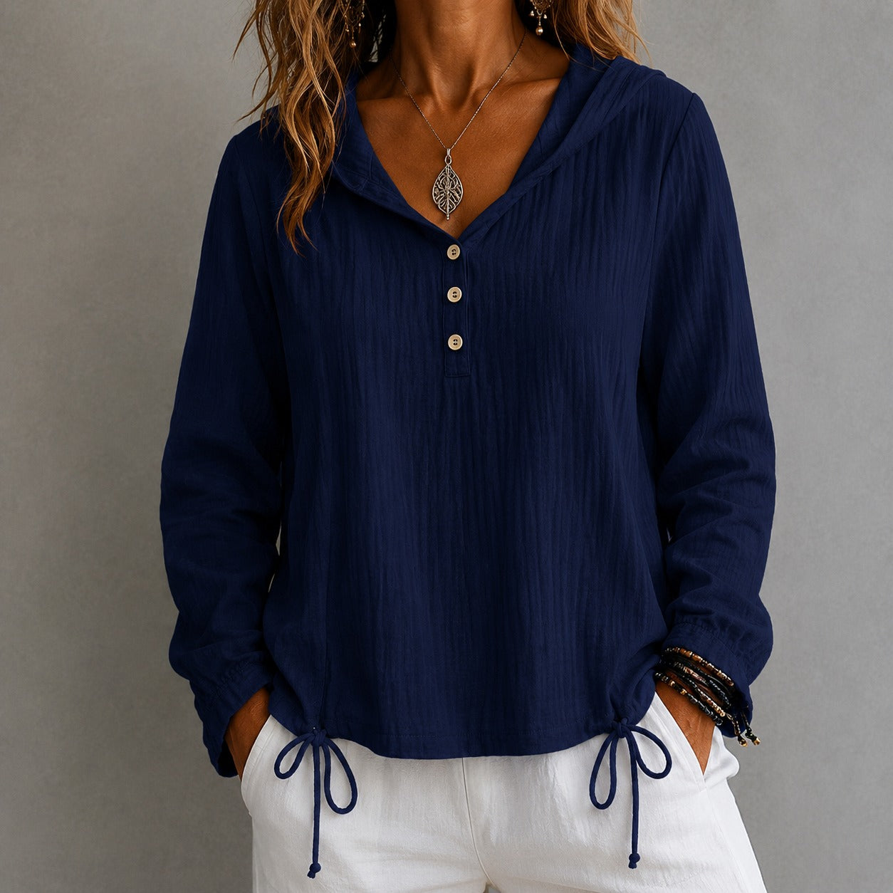 Blusa Luara™ com Capuz e Botões Frontais / Um Visual Leve Para os Dias Amenos