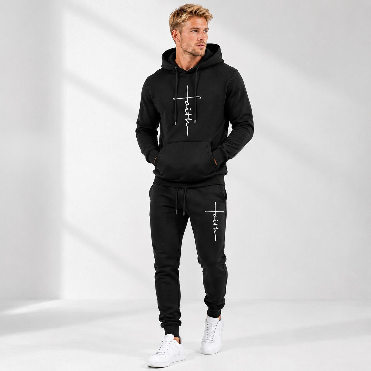 Conjunto Raviel™ com Estampa Faith, Moletom de Capuz e Calça Jogger