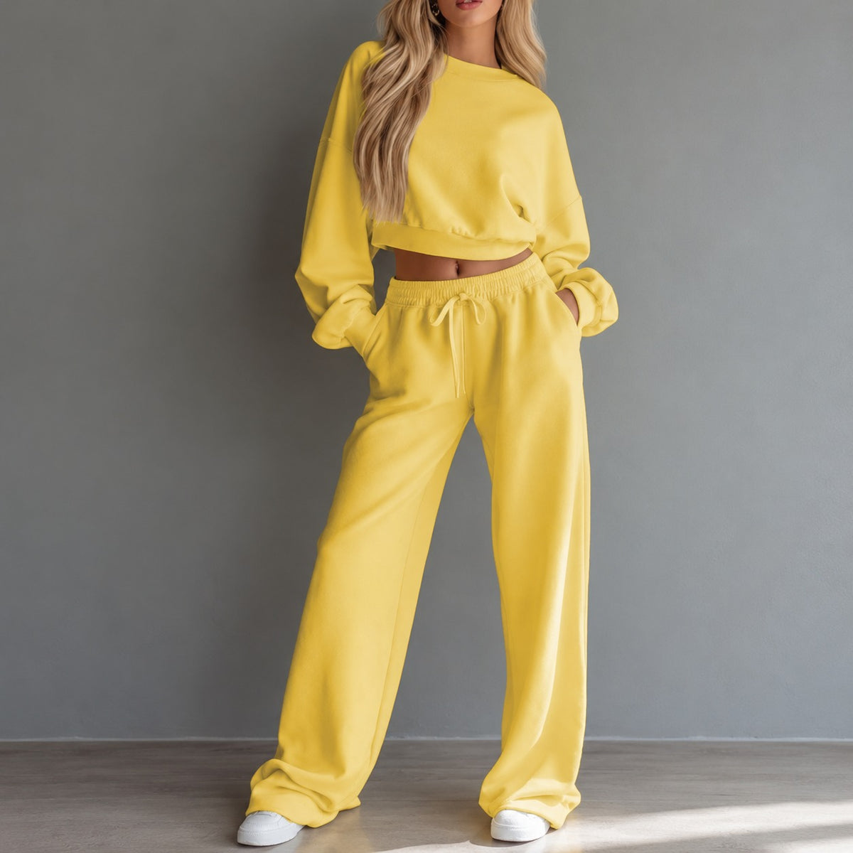 Conjunto Girona™ com Blusa Cropped de Manga Longa e Calça de Modelagem Ampla com Cordão