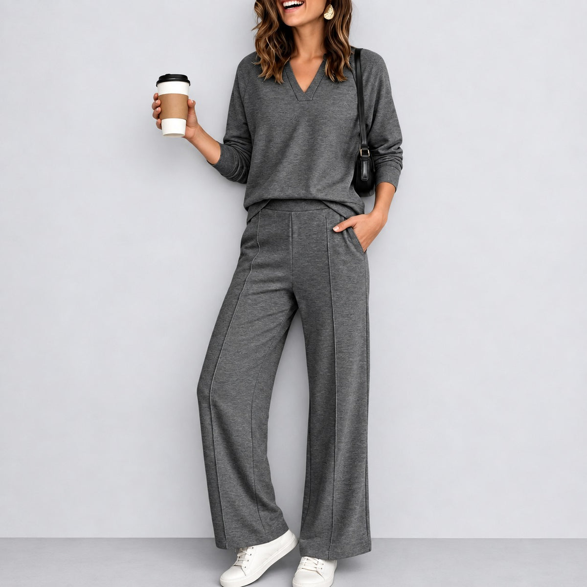 Conjunto Fabiana™ com Blusa de Decote V, Manga Longa e Calça Pantalona