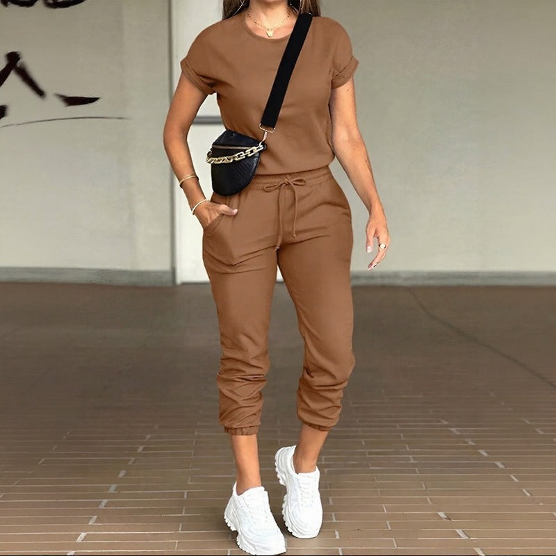 Conjunto Livenza™ com Blusa de Manga Curta e Calça Jogger com Cós Ajustável / O Equilíbrio Entre Conforto e Estilo Para Sua Rotina