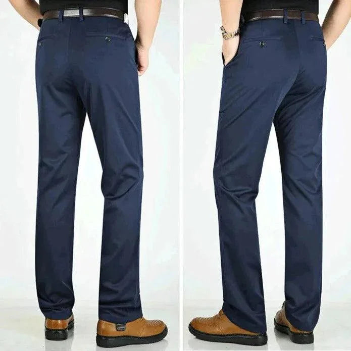 Calça de Alfaiataria Bariloche em Seda Gelo - Conheça o Futuro da Elegância e do Conforto Masculino - ModernLar