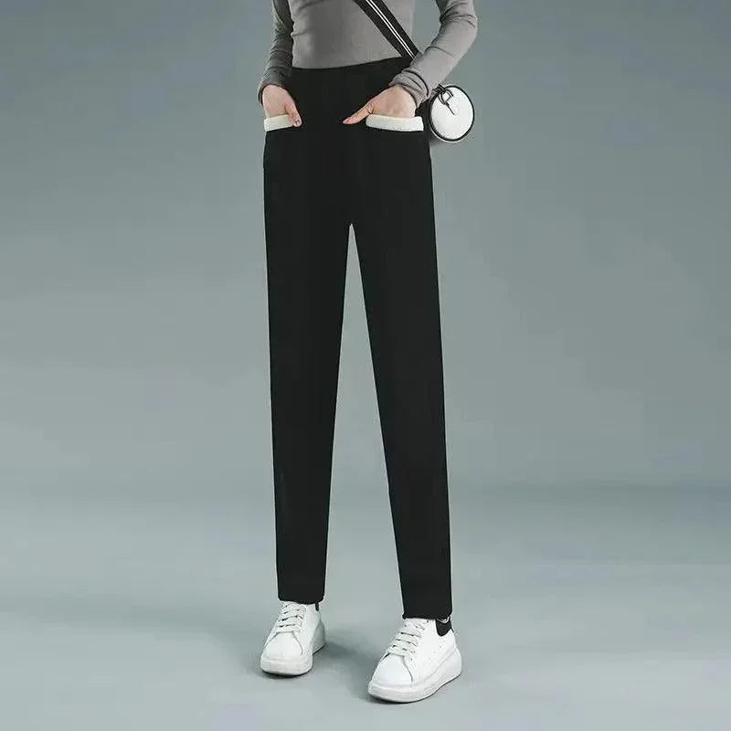 Calça BelleChic™ em Cotelê Aveludado / Estilo, Charme e Conforto para a Mulher Moderna! - ModernLar