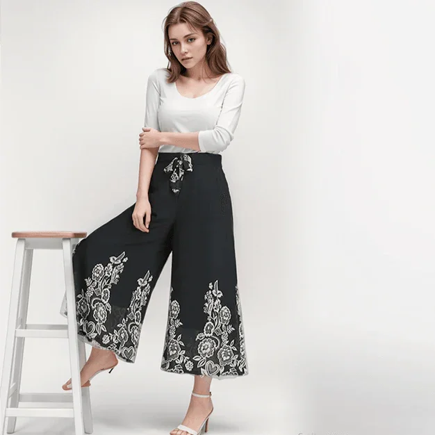 Calça Saia Jasmine™ com Design Floral em Chiffon / Estilo e Versatilidade com um Toque de Natureza! - ModernLar