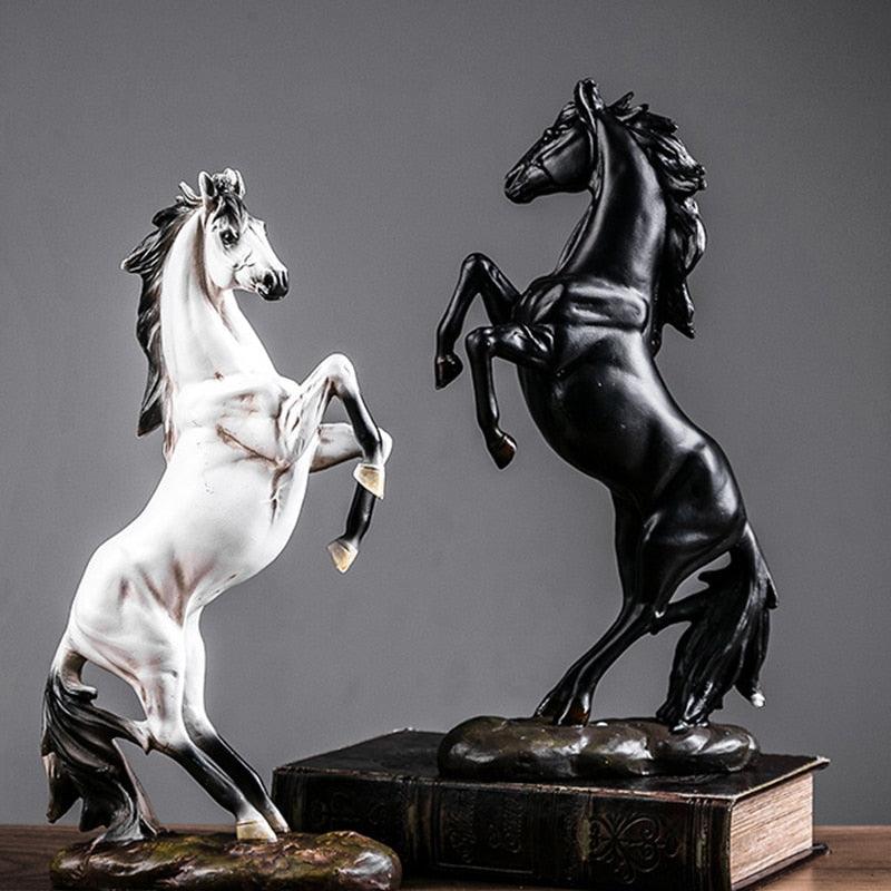 Estátua em Resina Esculpida a mão - Corcel Indomável - ModernLar