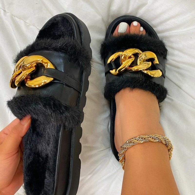 Chinelo de Pelúcia Moda Inverno 2023 - Winter Furry / A combinação perfeita entre estilo e conforto para seus pés! - ModernLar