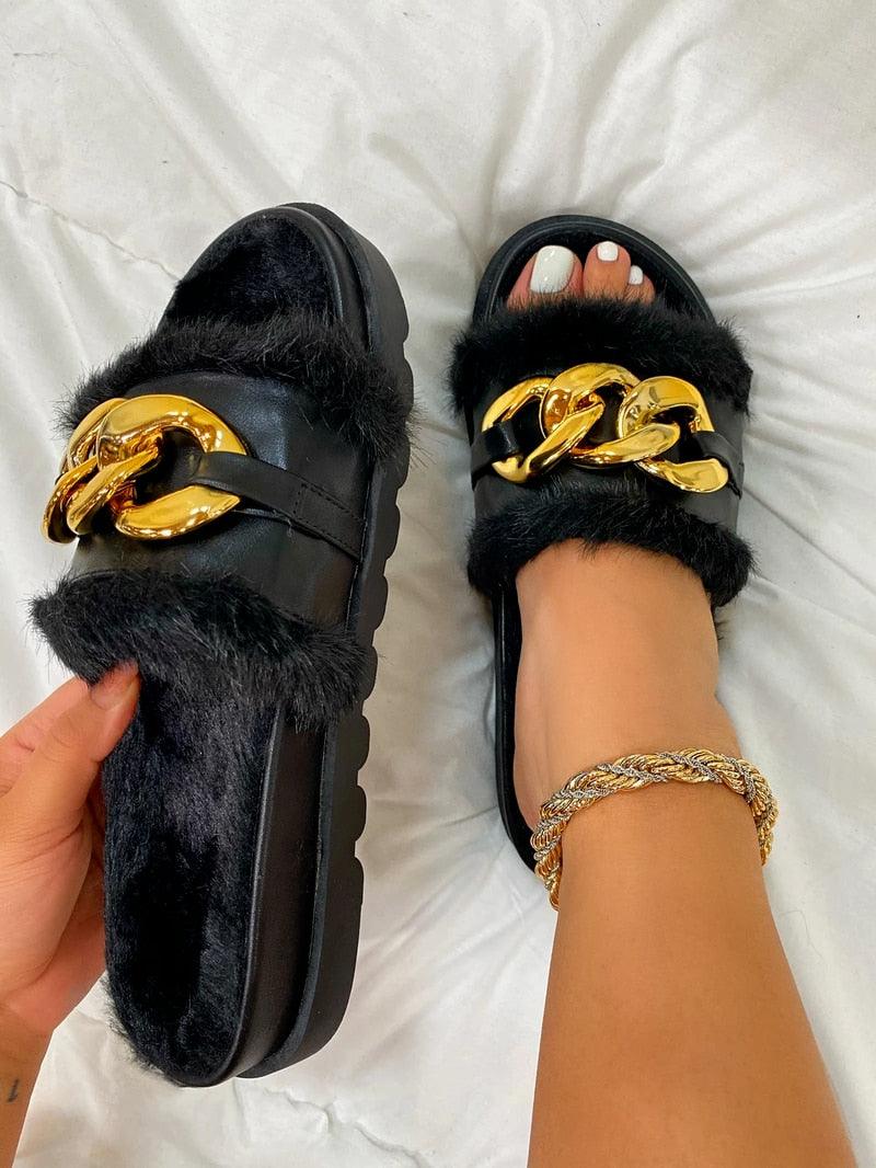 Chinelo de Pelúcia Moda Inverno 2023 - Winter Furry / A combinação perfeita entre estilo e conforto para seus pés! - ModernLar